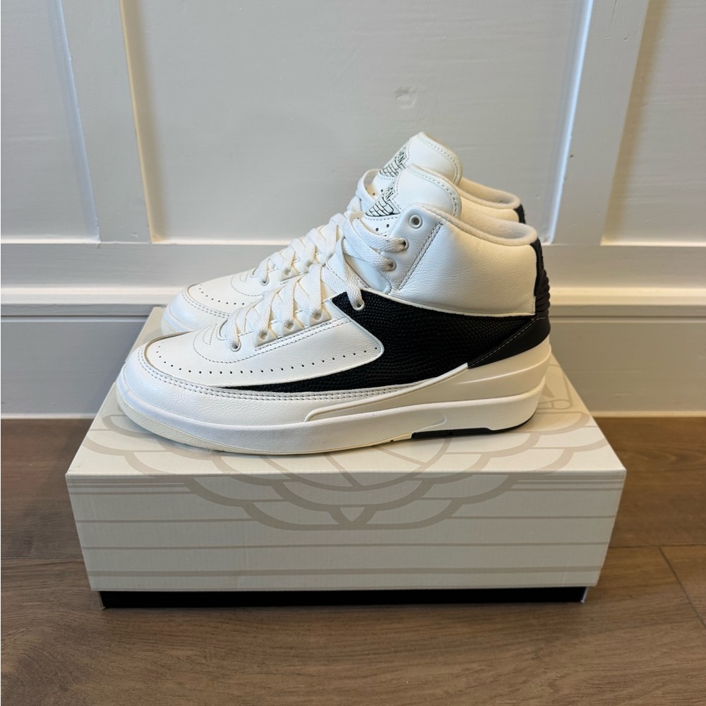 Jordan 2 Sail - Mens size 8.5 (Women’s 10)